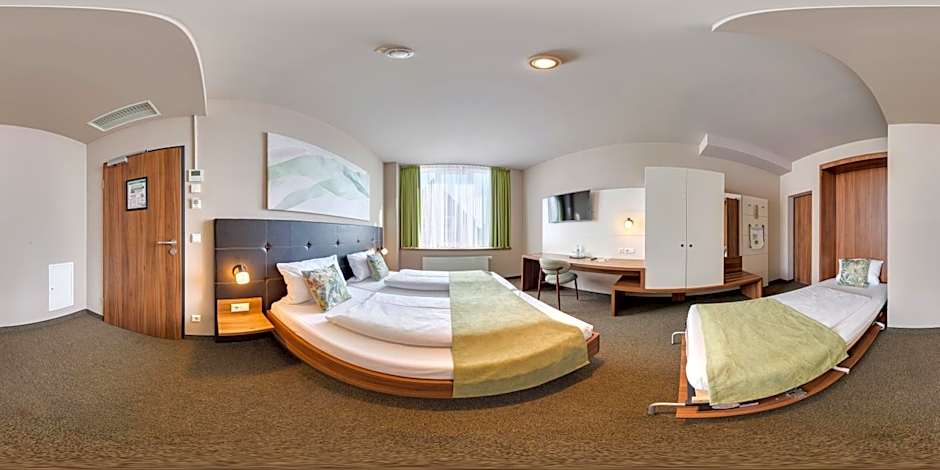 JOESEPP´S HOTEL am Schweizerberg