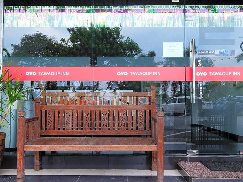 OYO 711 Tawaquf Inn