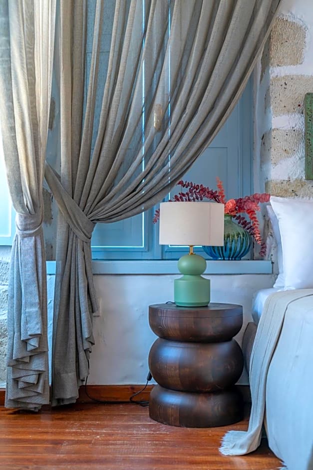Alaçatı Taş Otel