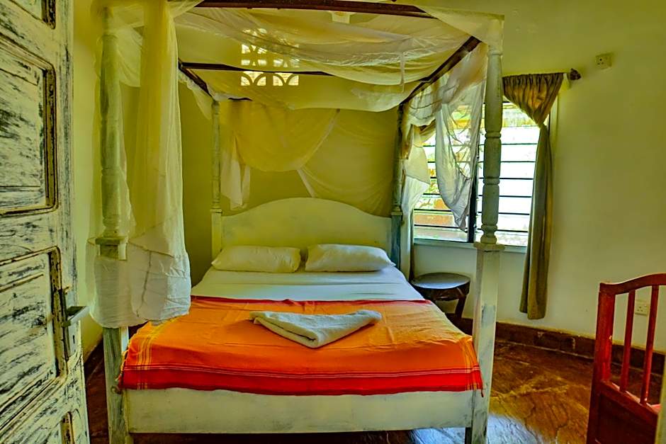 Upani in Diani with complimentary cook