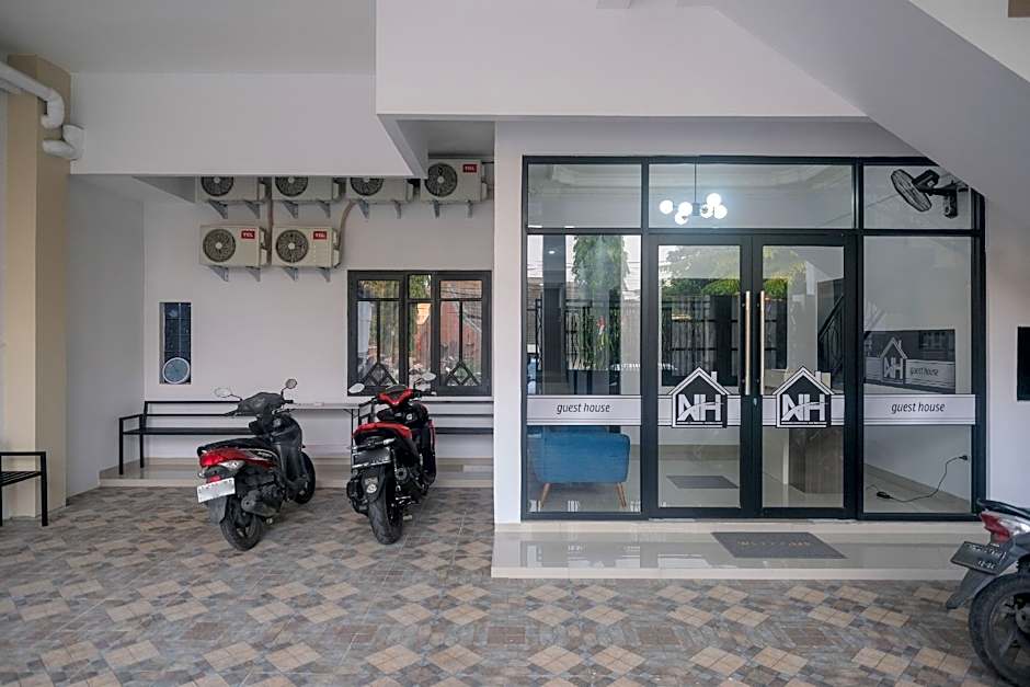 RedDoorz Syariah near UNIMUS Semarang