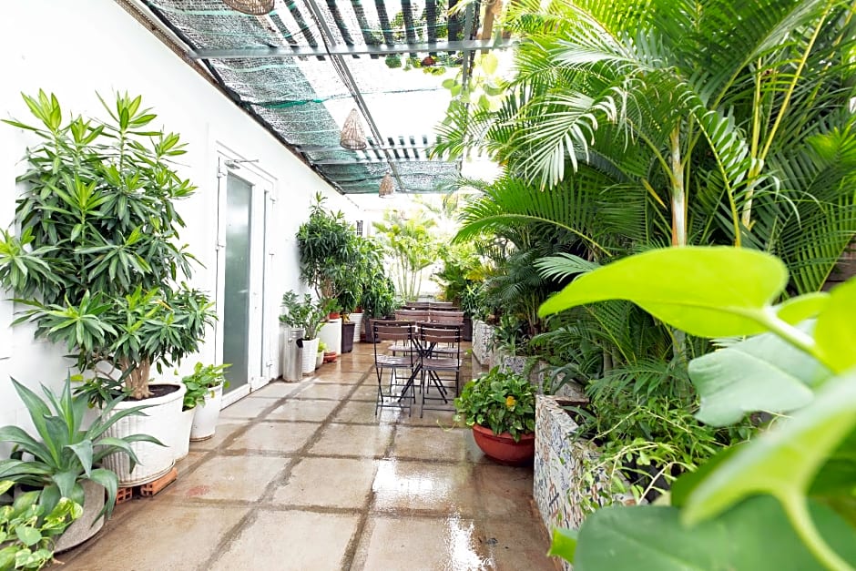 Airport Saigon Hotel