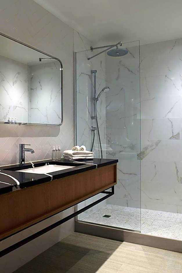 Paris Marriott Opera Ambassador Hotel