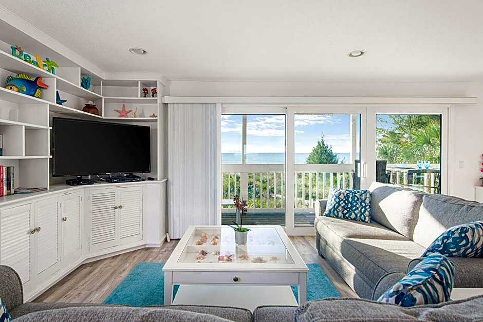 Escape Coastal Resort on Casey Key