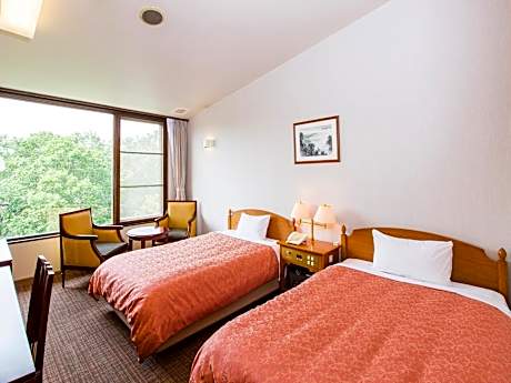 Oriental Garden Twin Room