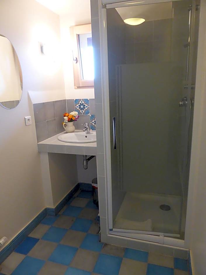 Eco-hôtel et Yourtes du Mercantour