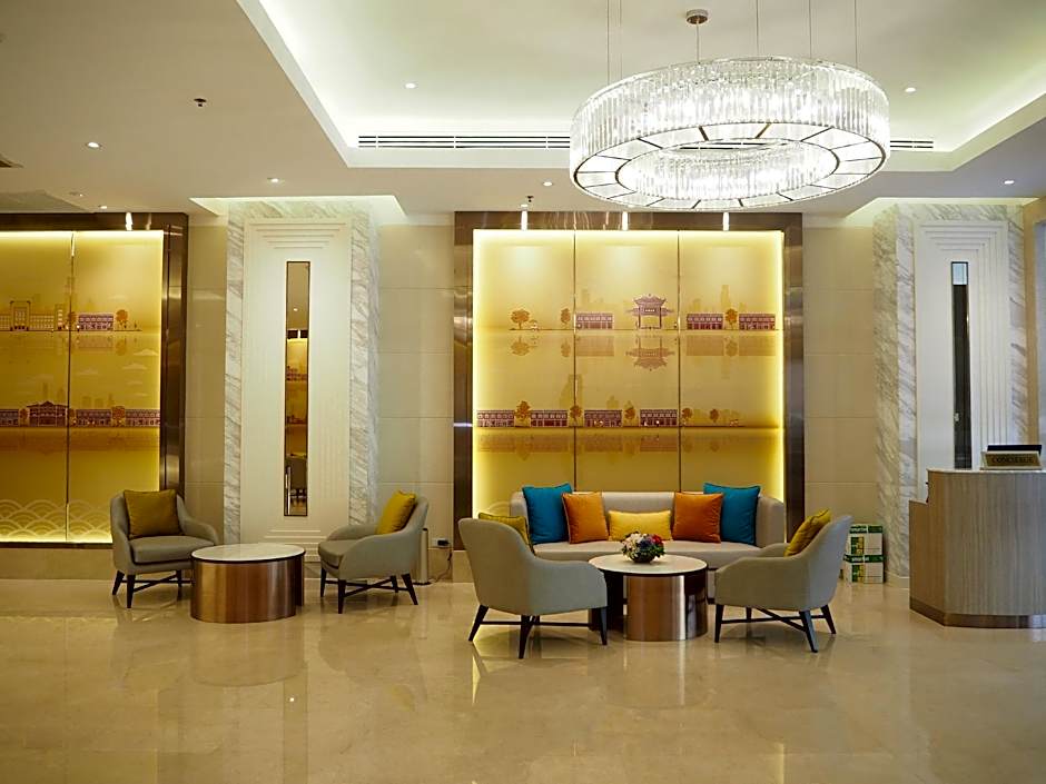 Centre Point Plus Hotel Silom