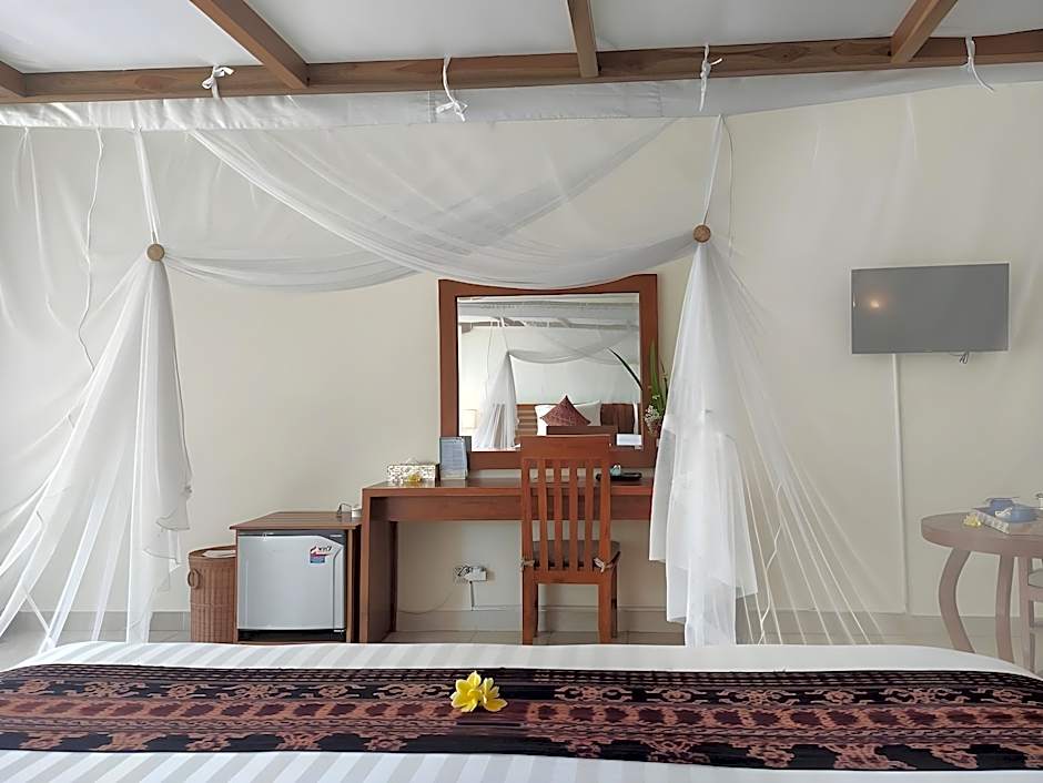 Puri Sari Beach Hotel