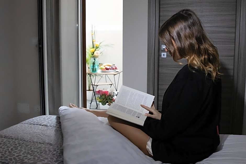 Le Mirage boutique II