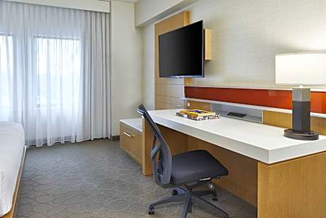 Family Suite, 1 Bedroom Suite, Bedroom 1: 1 King, and 1 Queen, Bedroom 2:, Sofa bed