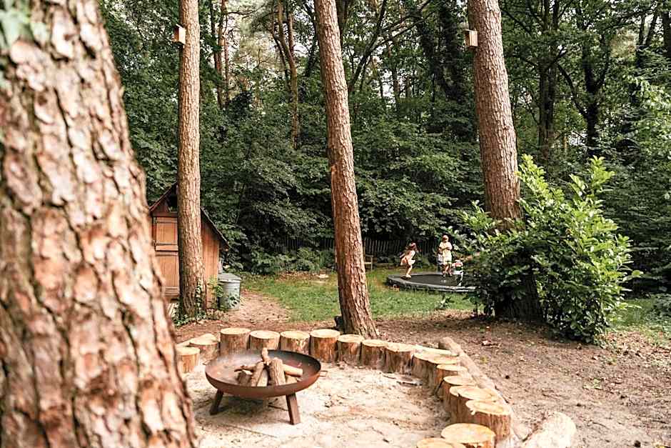 Cozy cottages by Bed en Boshuisjes