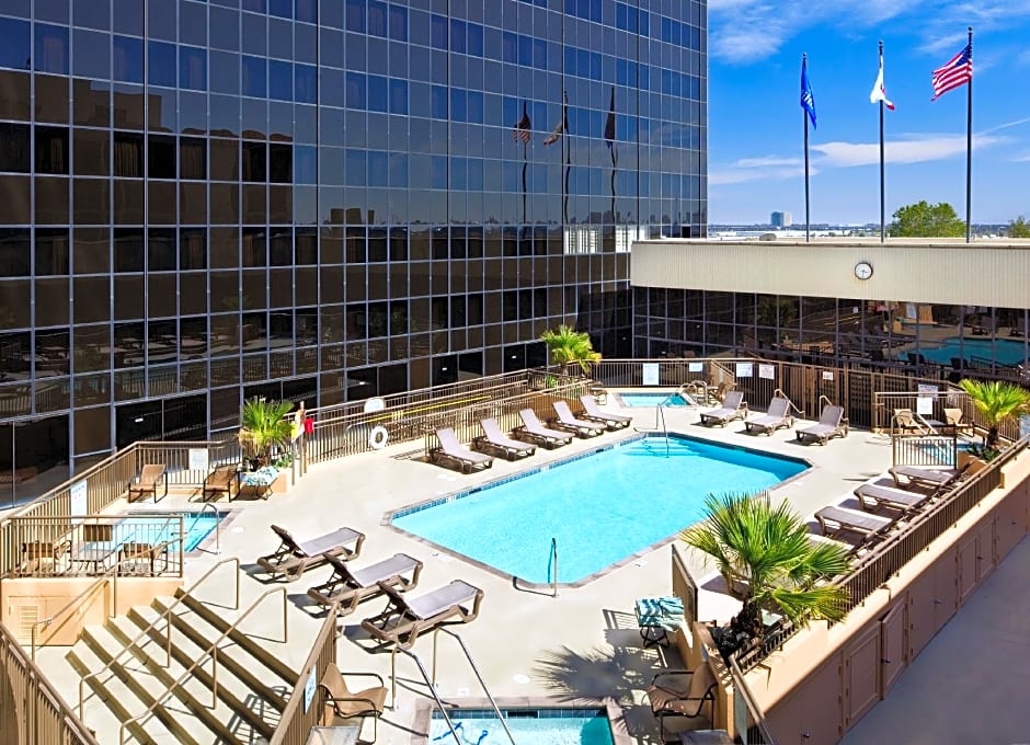 Hilton Los Angeles Airport