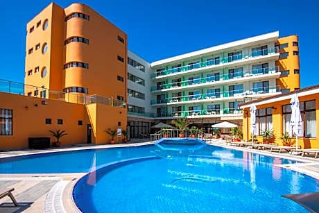 Hotel Saturn