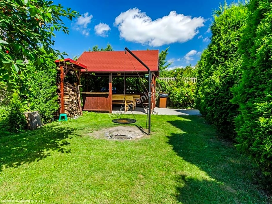 Domek nad Kana¿em ¿ucza¿skim