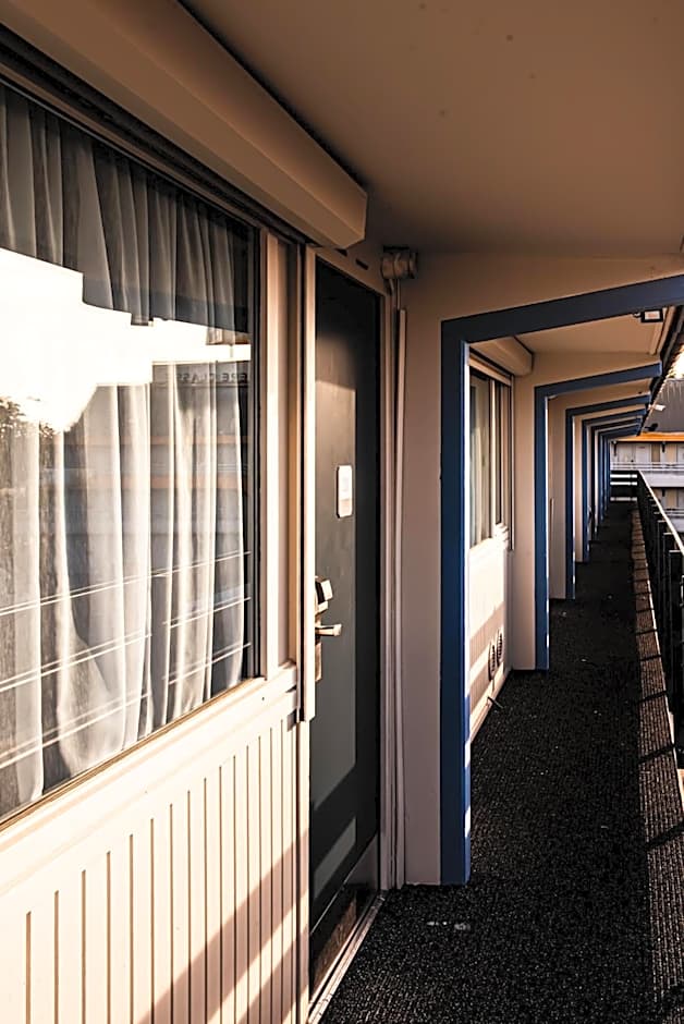 KYRIAD Villeneuve Saint Georges