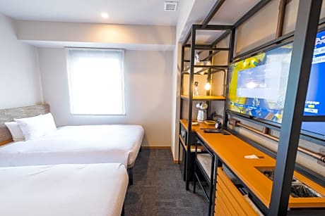 Standard Twin Room - Non-Smoking