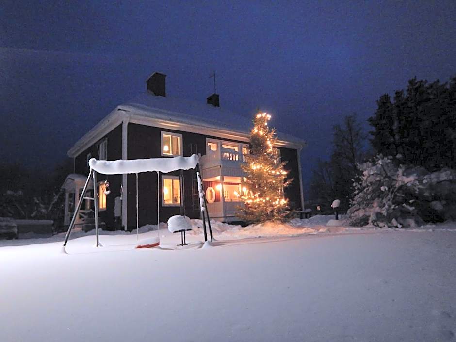Jokkmokks Vandrarhem Åsgård