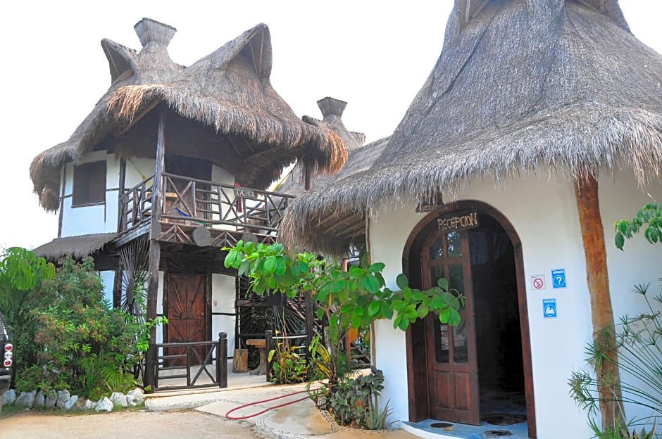 Green Tulum Cabañas & Gardens