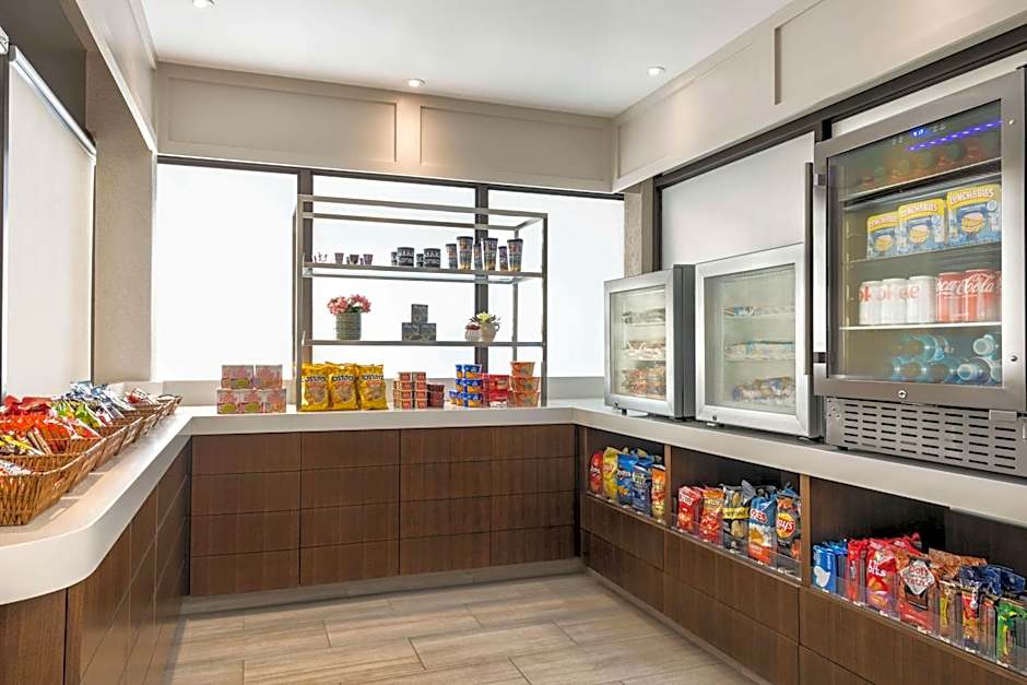 Embassy Suites By Hilton Hotel Kansas City-Overland Park