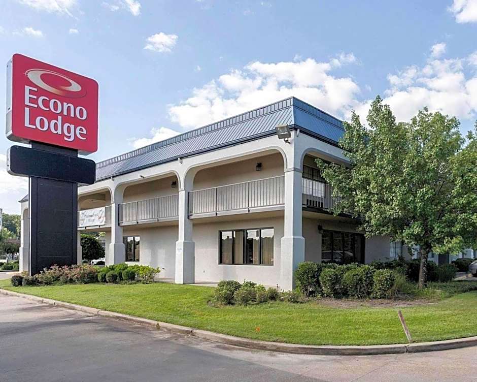 Econo Lodge Grenada — 28 fotoğraftan 1. fotoğraf