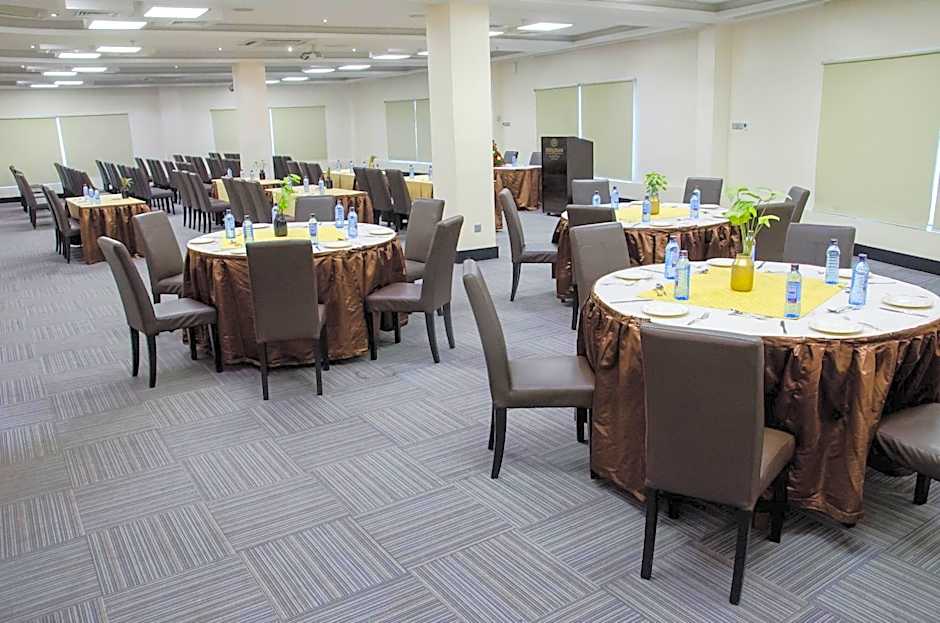 Best Western Plus Meridian Hotel