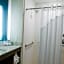 Holiday Inn Express & Suites Litchfield By IHG