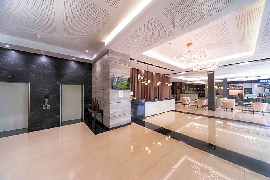Mallberry Suites Business Hotel