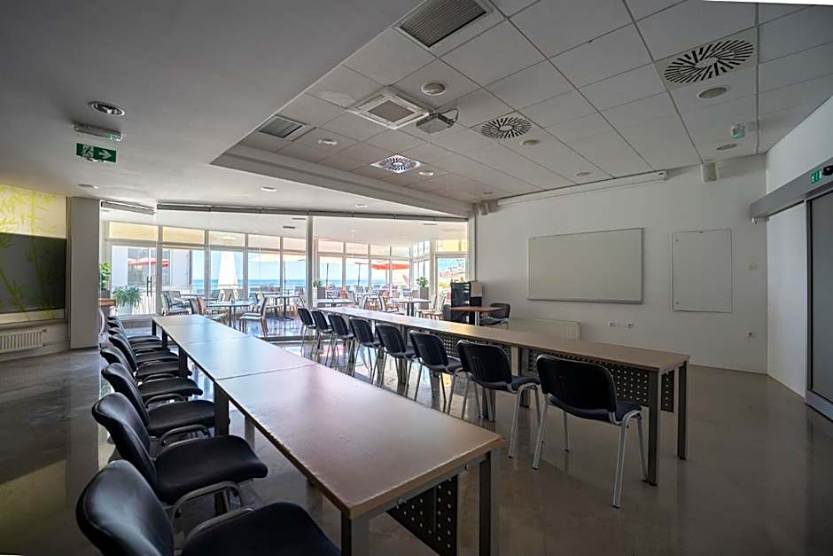 Barbara Piran Beach Hotel