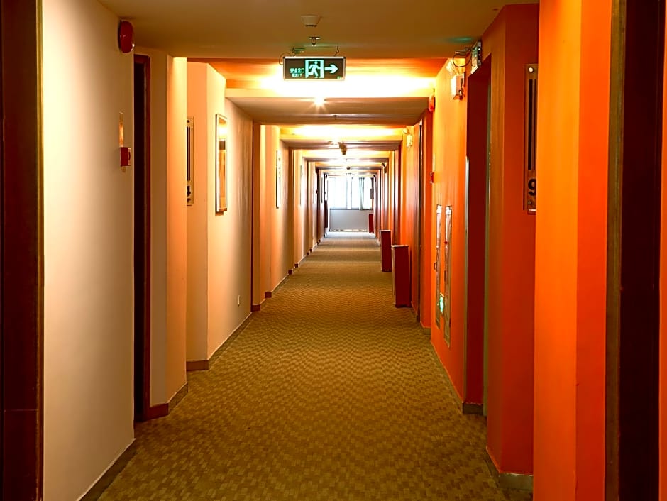 Yanjiang East Garden Inn