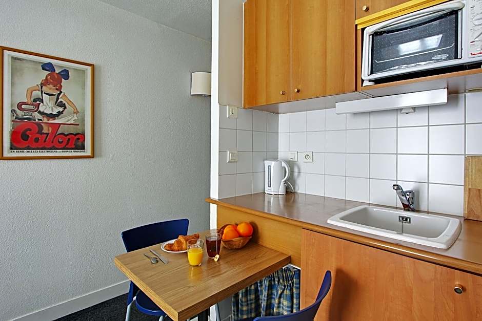 Les Lilas Serviced Apartments