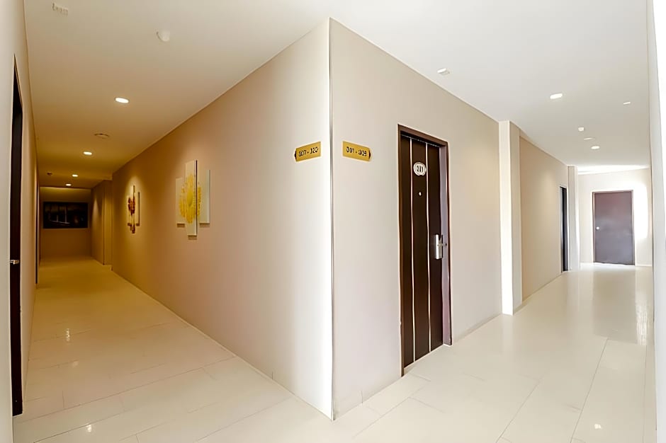 Lovina Inn Hotel Batam