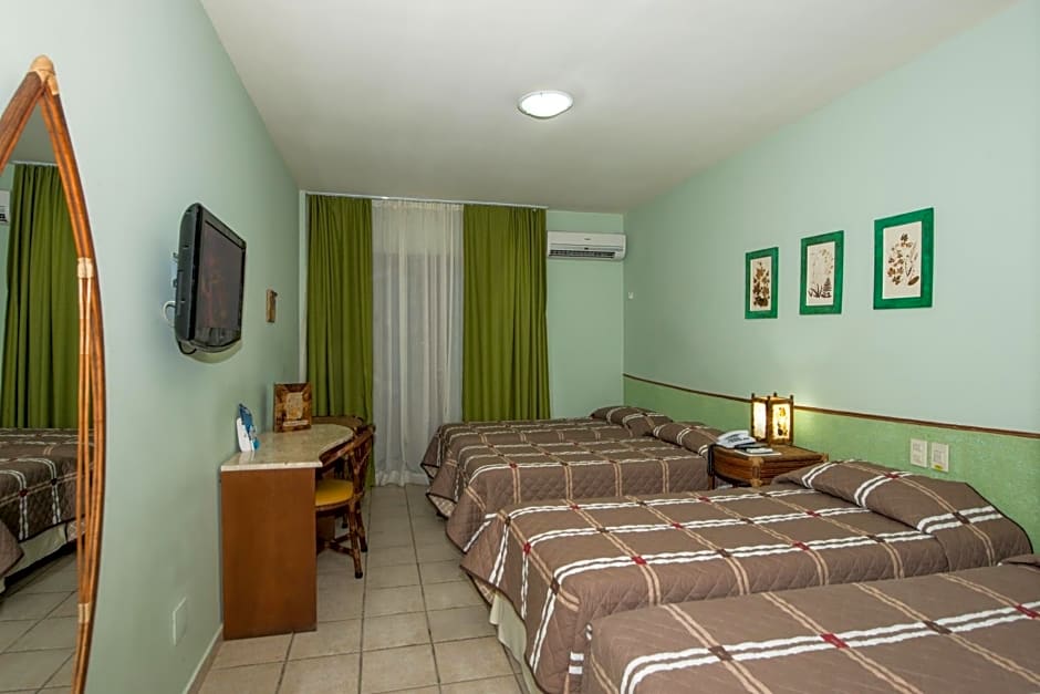 Divi-Divi Praia Hotel