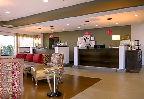 Holiday Inn - Fort Myers - Downtown Area by IHG