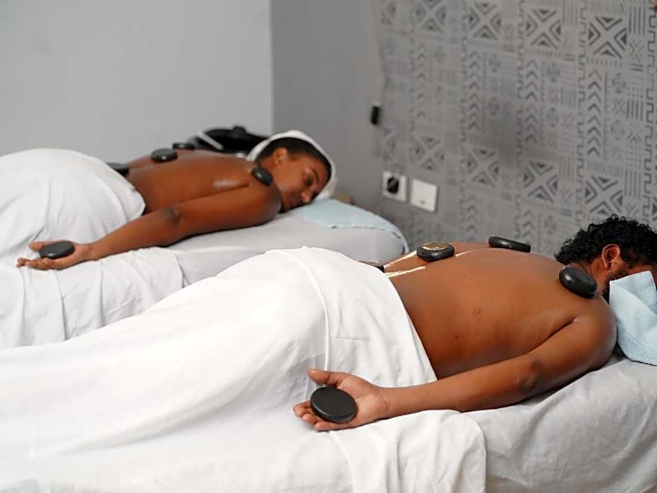 Vibes Hotel and Spa