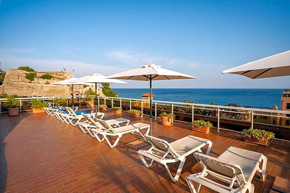 Hotel Careni Villa Italia