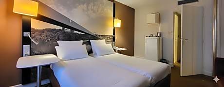 Classic Twin Room