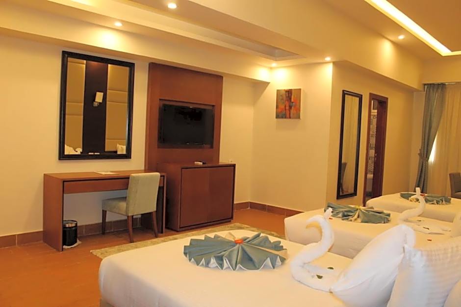 Royal Jewel Al Raml Hotel