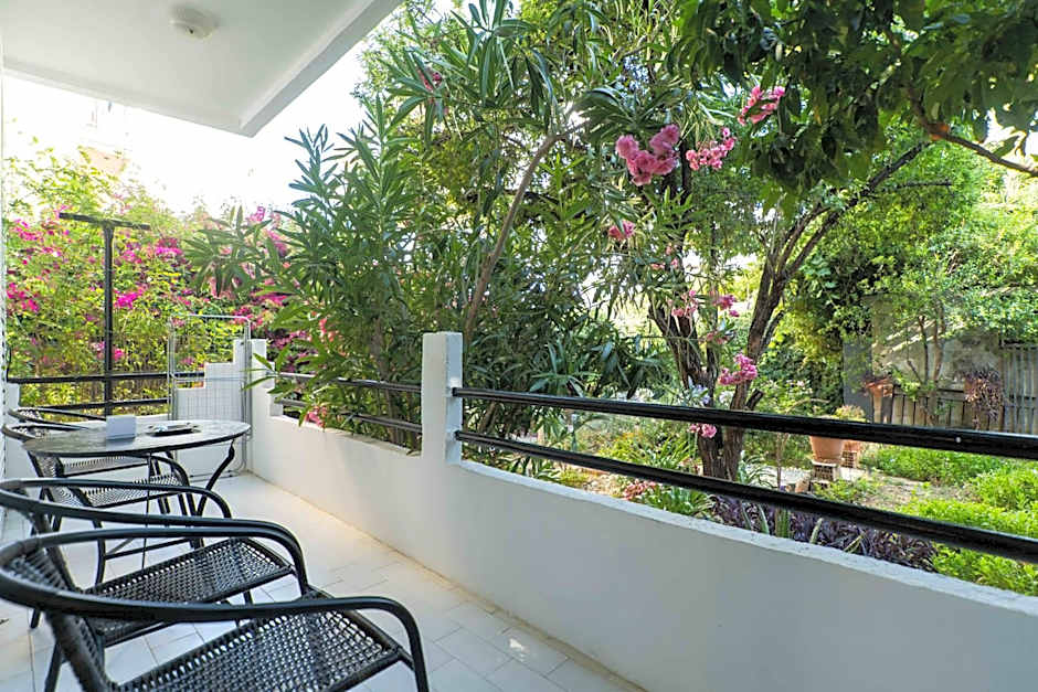 Dimitris City Break Apts