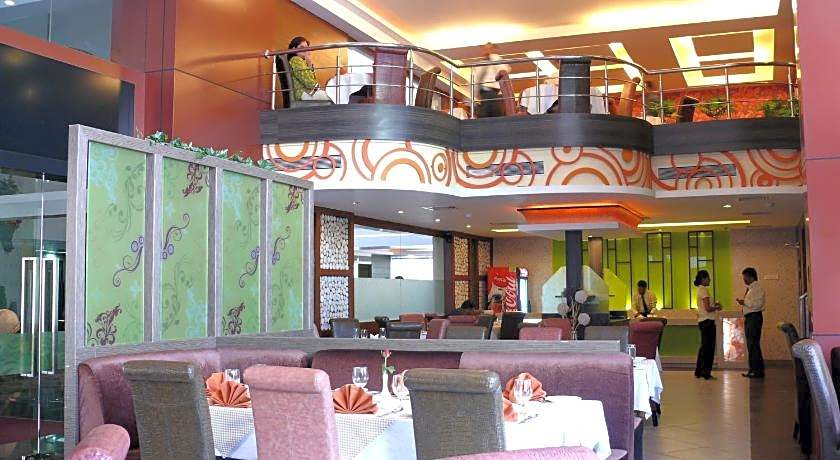 Hotel Gateway Grandeur