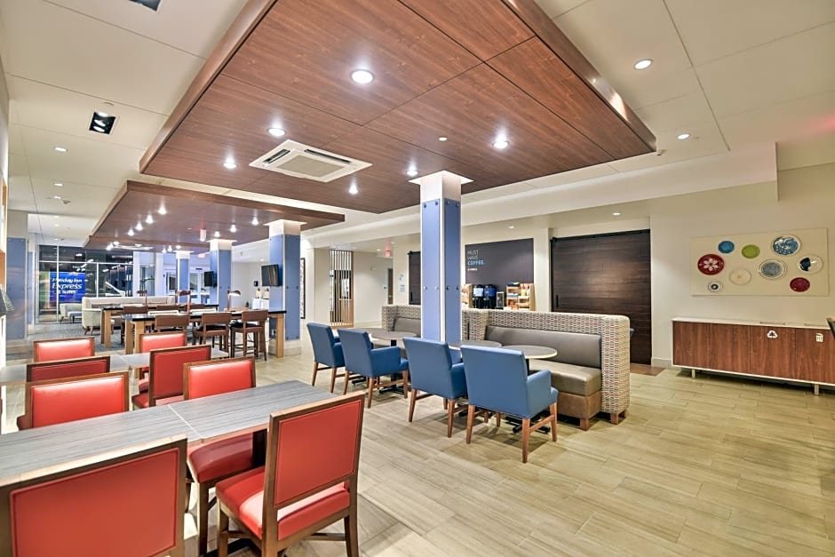 Holiday Inn Express & Suites Lehi - Thanksgiving Point