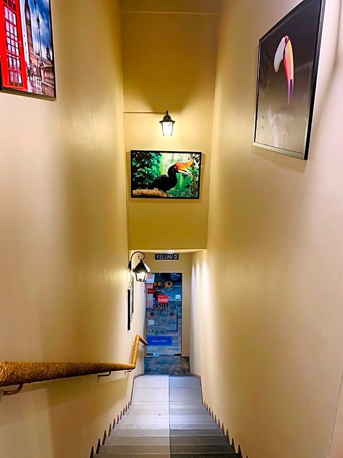 91 Street Boutique Inn