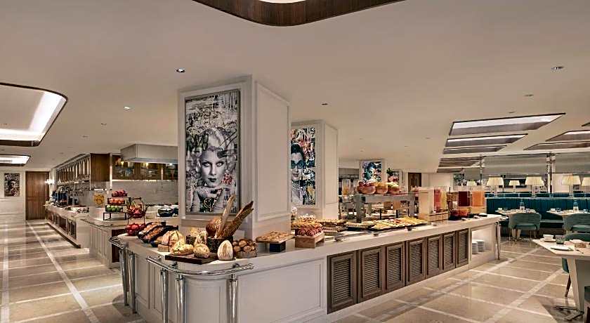 Aurika, Mumbai International Airport