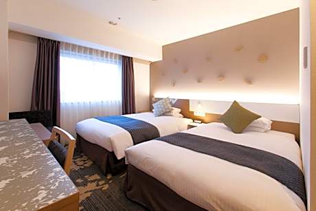 Superior Twin Room - No Daily Cleaning (Earth Friendly Stay) - Smoking