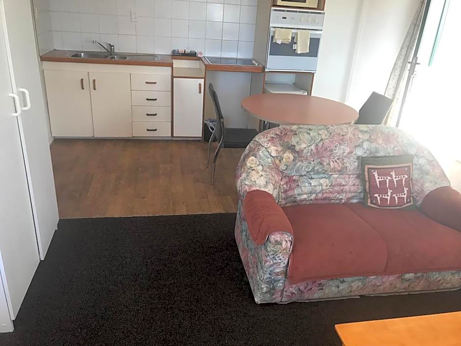 Gateway International Motel