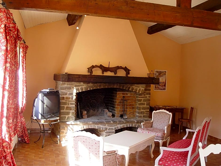 Family Apartment, 2-6 People, In Provenve