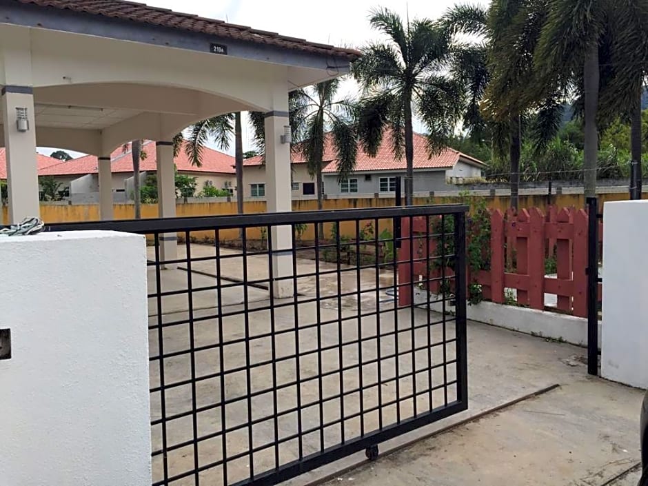 The Garden Vacation Home