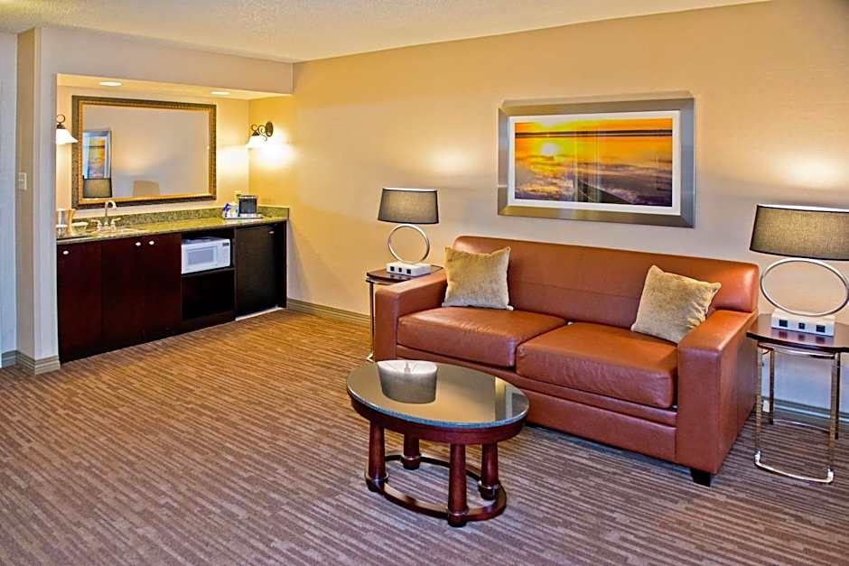 DoubleTree By Hilton Raleigh Durham Airport At Research Triangle