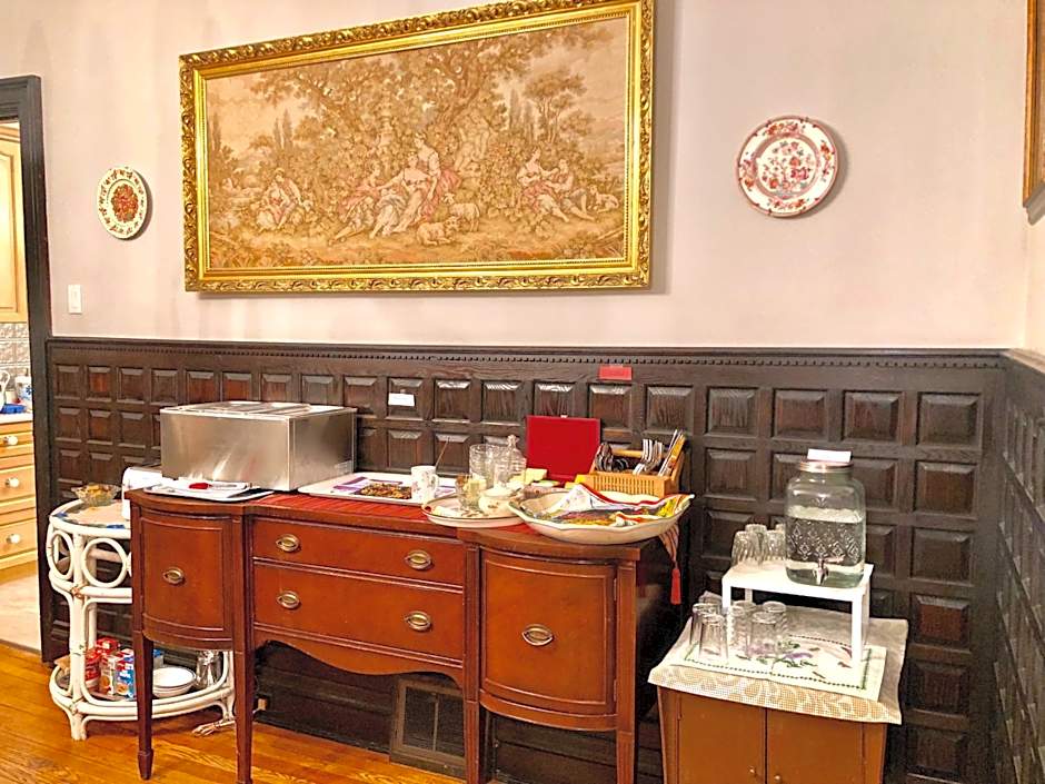 Redwood Bed and Breakfast