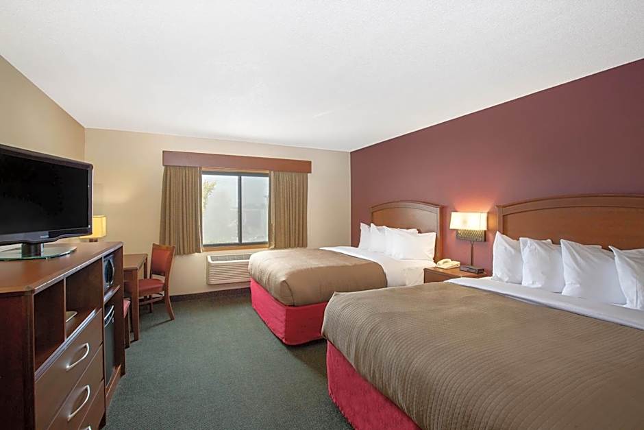 AmericInn by Wyndham Kearney