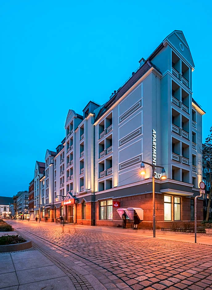 Q17 Apartments Rynek